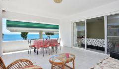 1+1 Teras Kat Deniz Manzaralı Suit Dairemizin Balkonu
