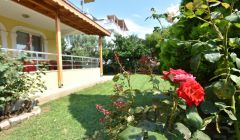 Apartımızın Bahçesi