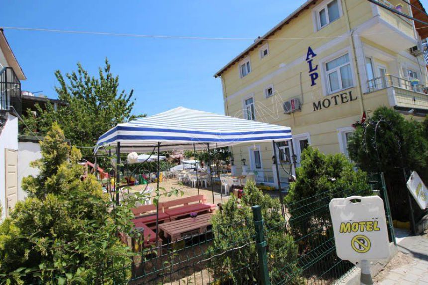 Alp Motel
