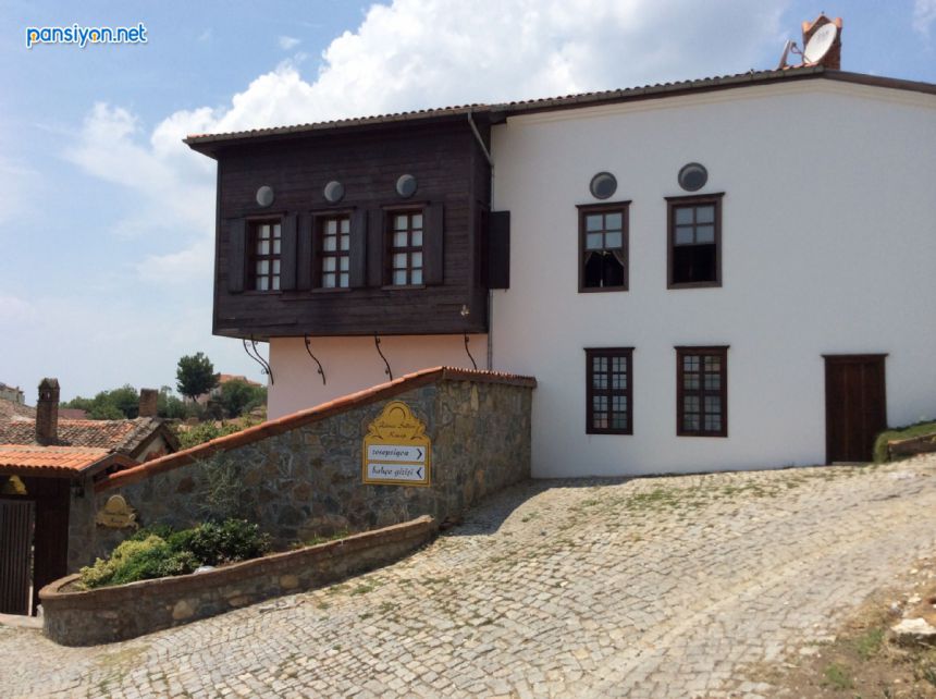 Zümra Sultan Konağı