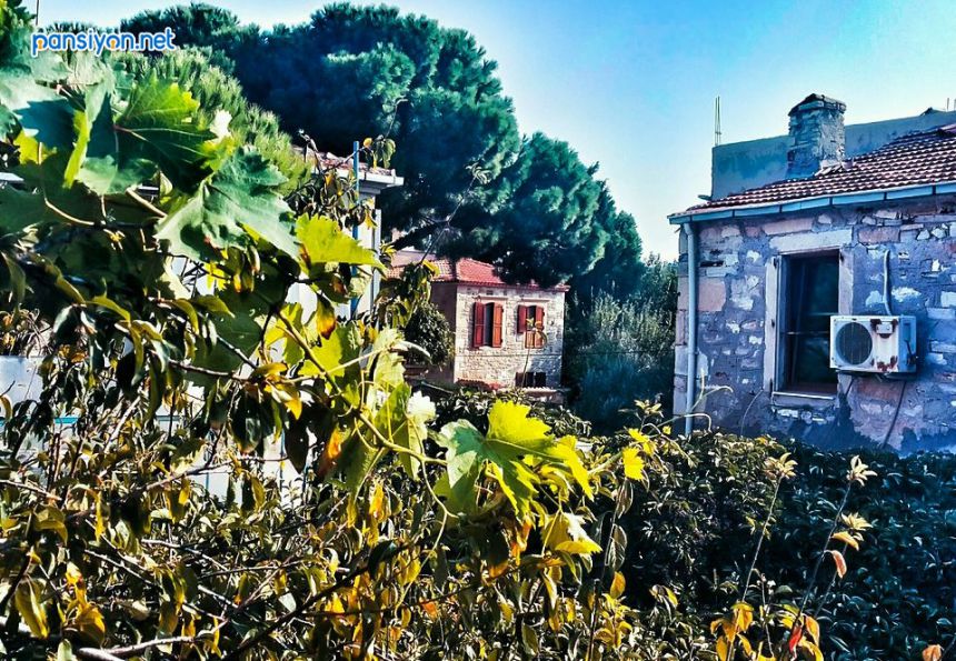 İyon Pansiyon