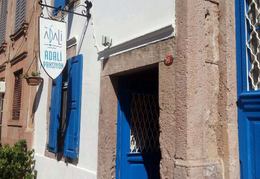 Cunda Adalı Pansiyon