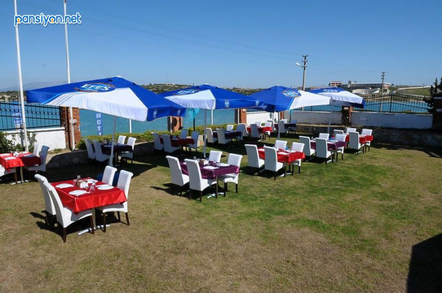 Yona Motel