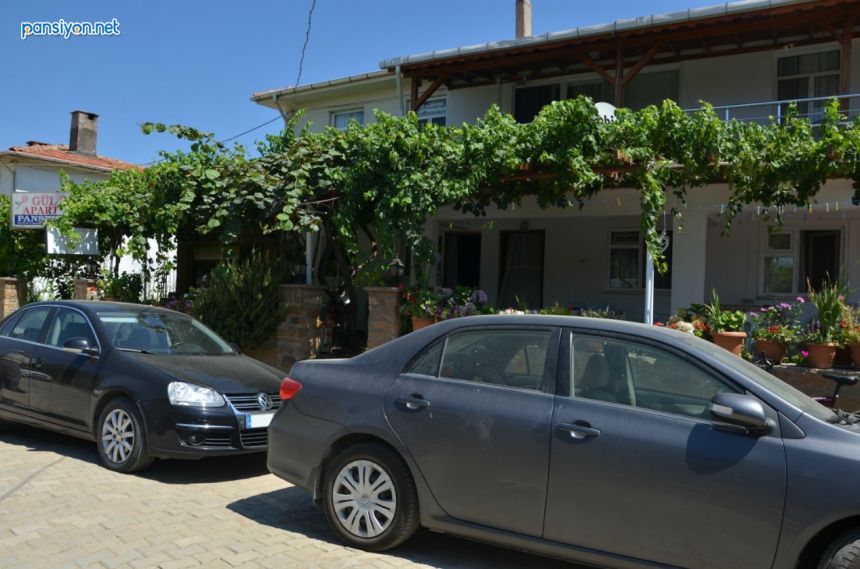 Gül Apart Pansiyon