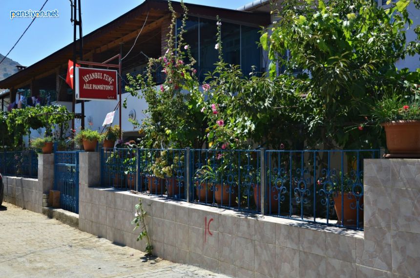 İstanbul Tunç Aile Pansiyonu