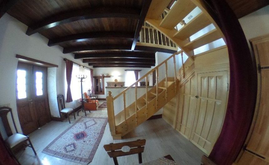 Mavras Taş Odalar