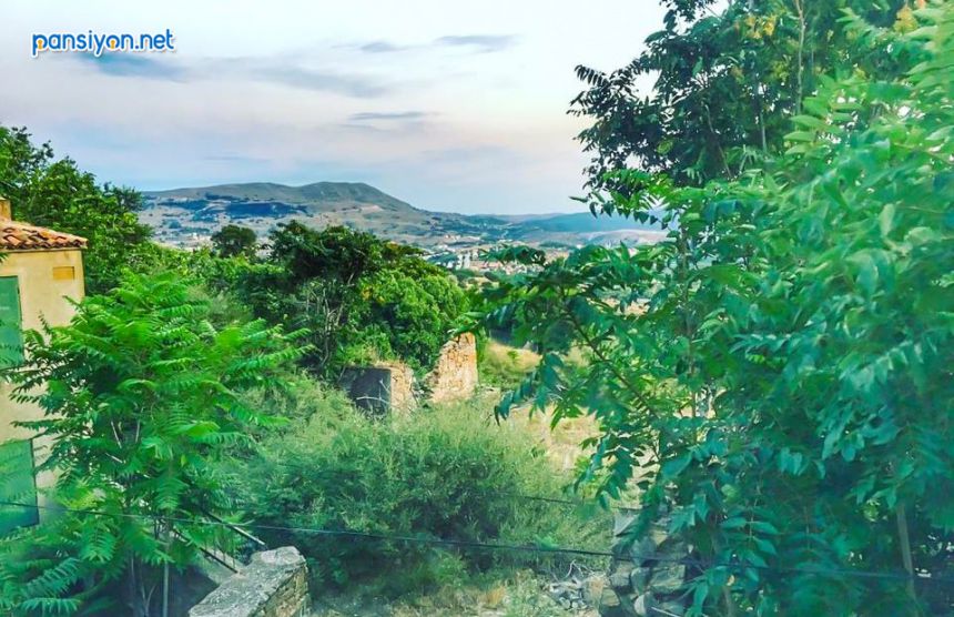 Panos Çiftlik Evi