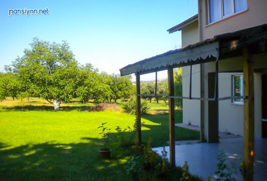 Saklı Bahçe Apart Pansiyon