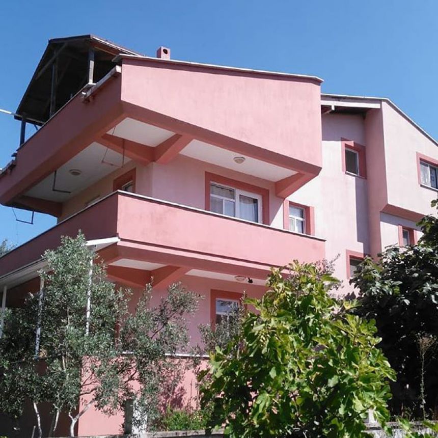 Yunus Memiş Apart