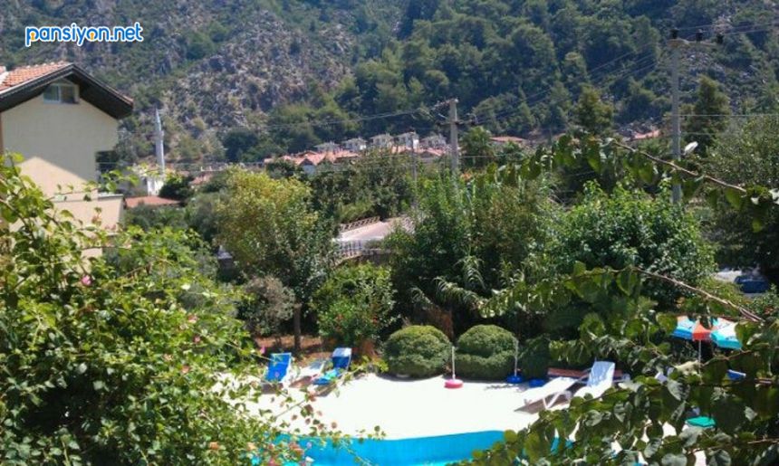 Baba Tuncay Apart