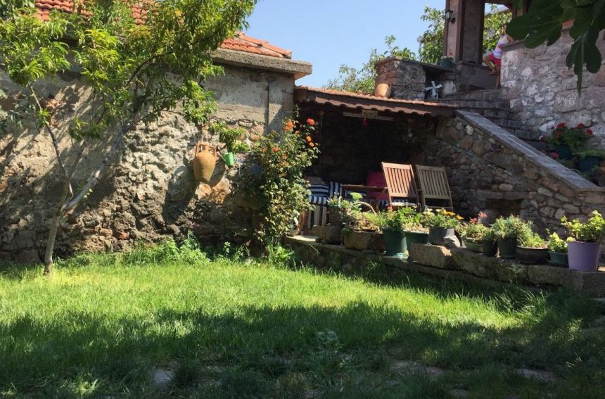 Stone House Natural Life