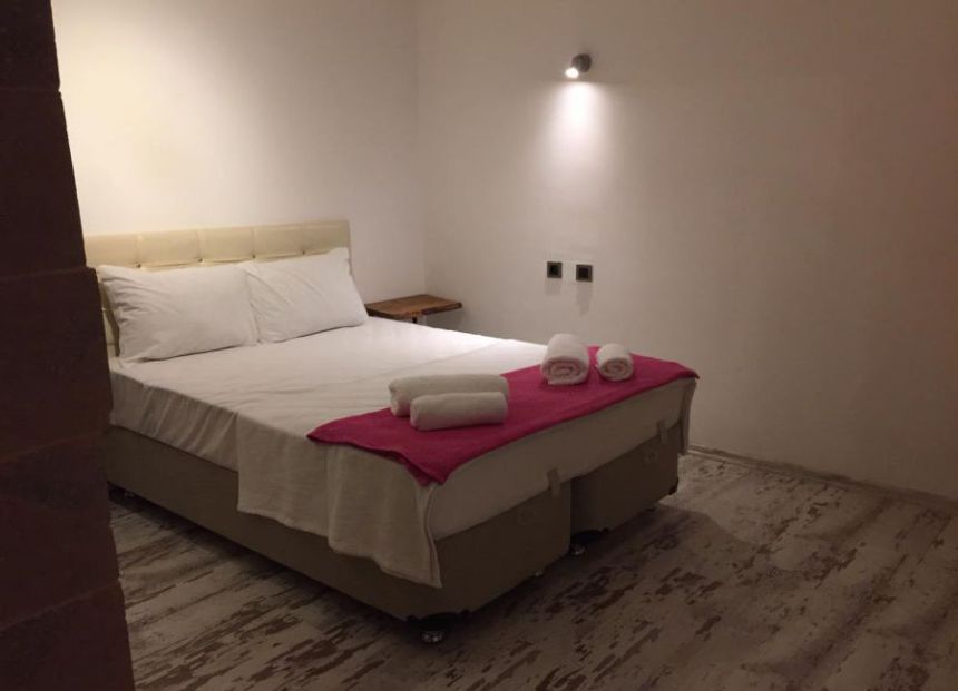 Monk Island Guesthouse