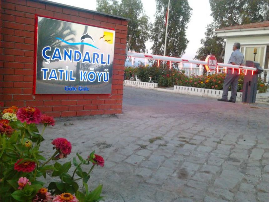 Çandarlı Tatil Köyü