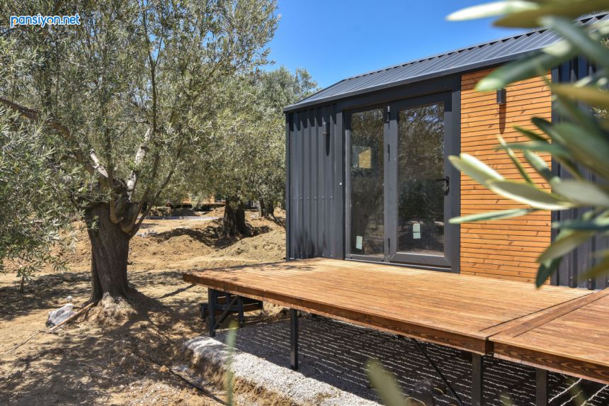 Gulet Tiny House Hotel